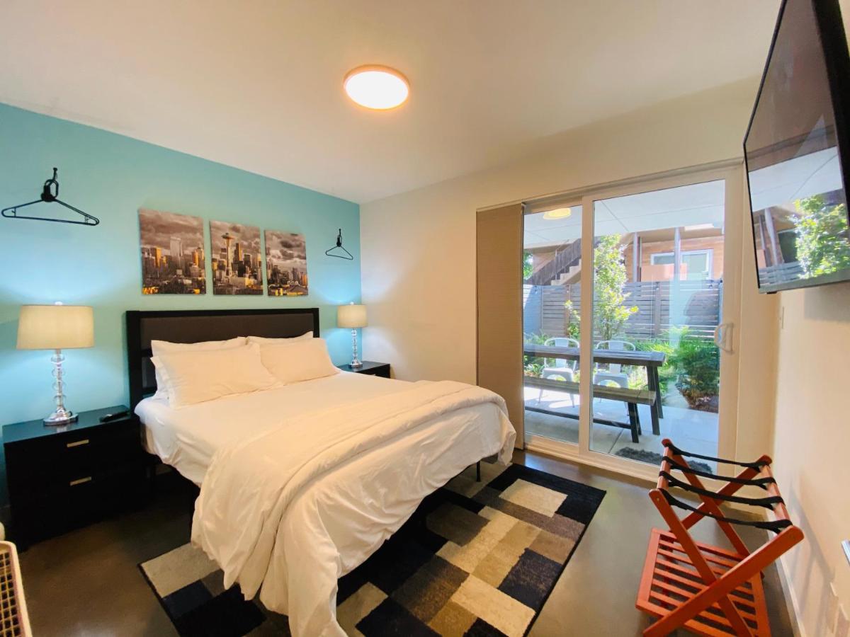 Modern Ballard Townhouse - 92 Walkscore & Rooftop! سياتل المظهر الخارجي الصورة