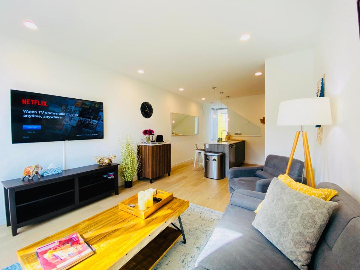 Modern Ballard Townhouse - 92 Walkscore & Rooftop! سياتل المظهر الخارجي الصورة
